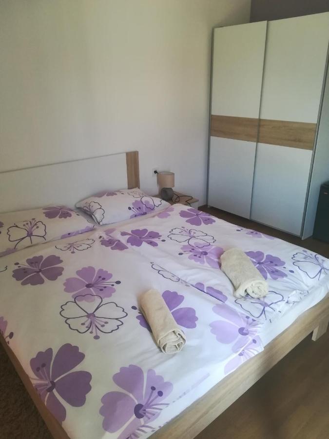 Apartments Ivanka Ston Bagian luar foto